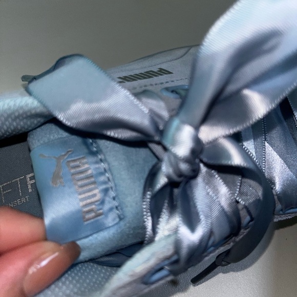 **SOLD** Puma Vikky for Satin Baby Blue - Picture 8 of 10